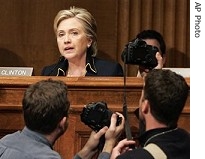ap_us_congress_hillary_clinton_iraq_08apr08_190.jpg